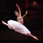 Прима-балерина с болезнью Альцгеймера вспомнила хореографию, слушая «Лебединое озеро»