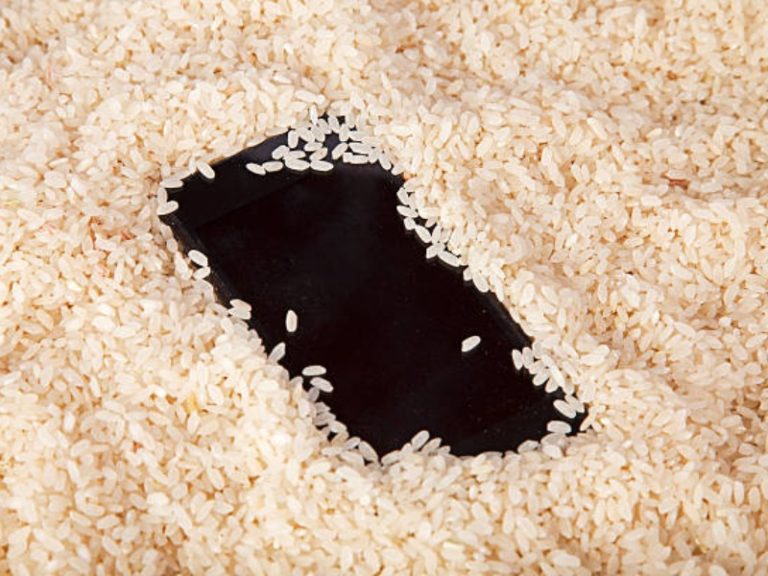 Phone in rice 