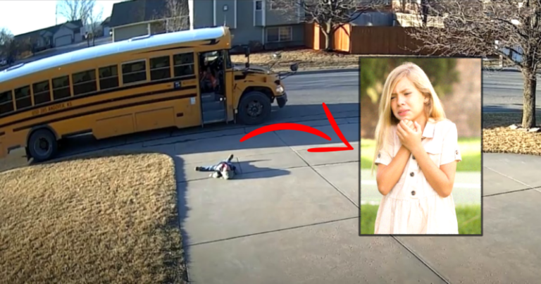 Dziewczynka upadła w szoku na podjeździe – kiedy drzwi autobusu się otwierają, wybucha płaczem